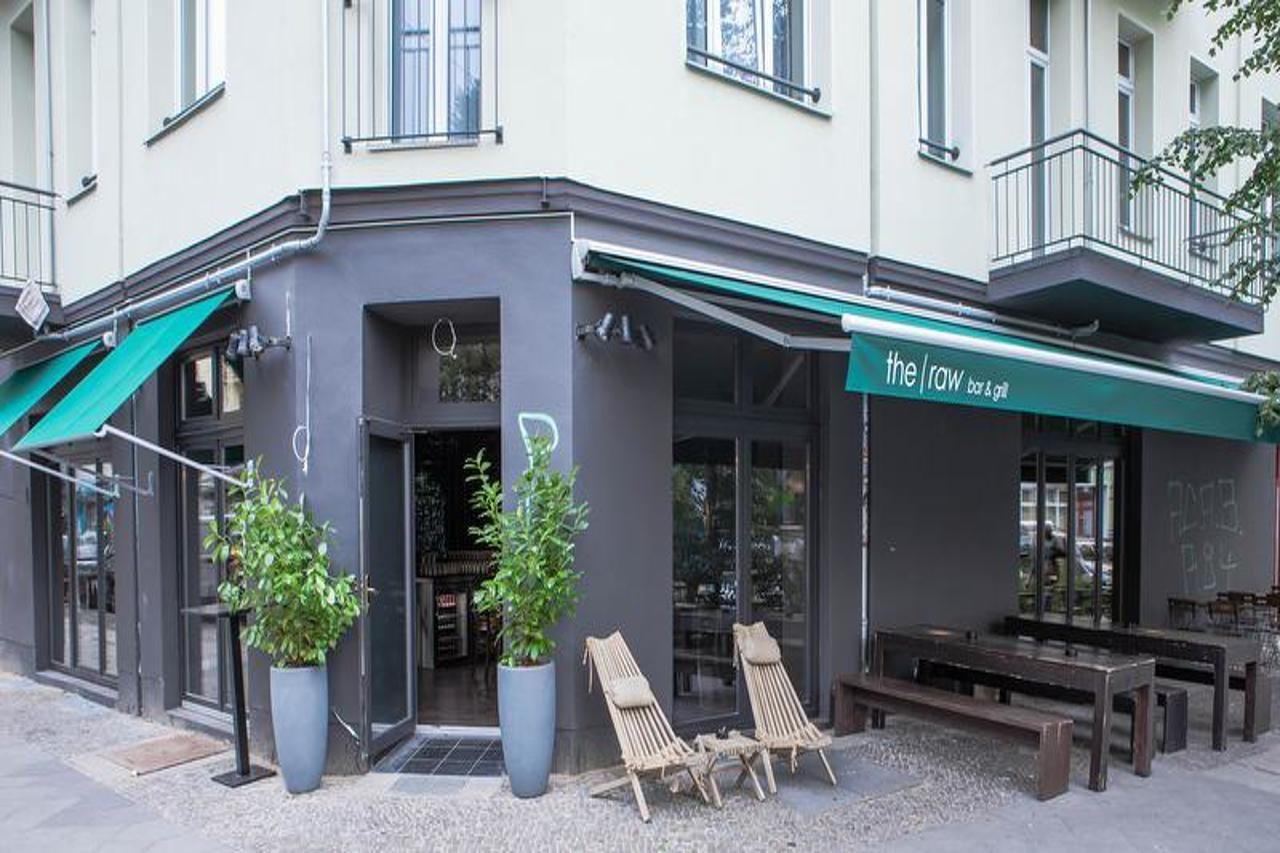 Chrome Hotel