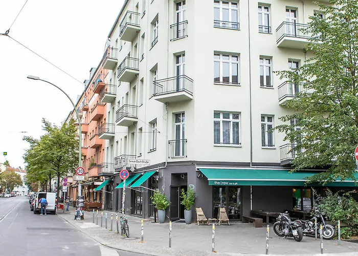 Chrome Cottage Berlin