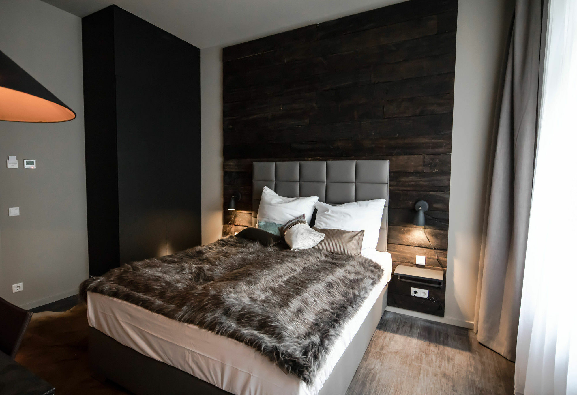 Chrome Hotel